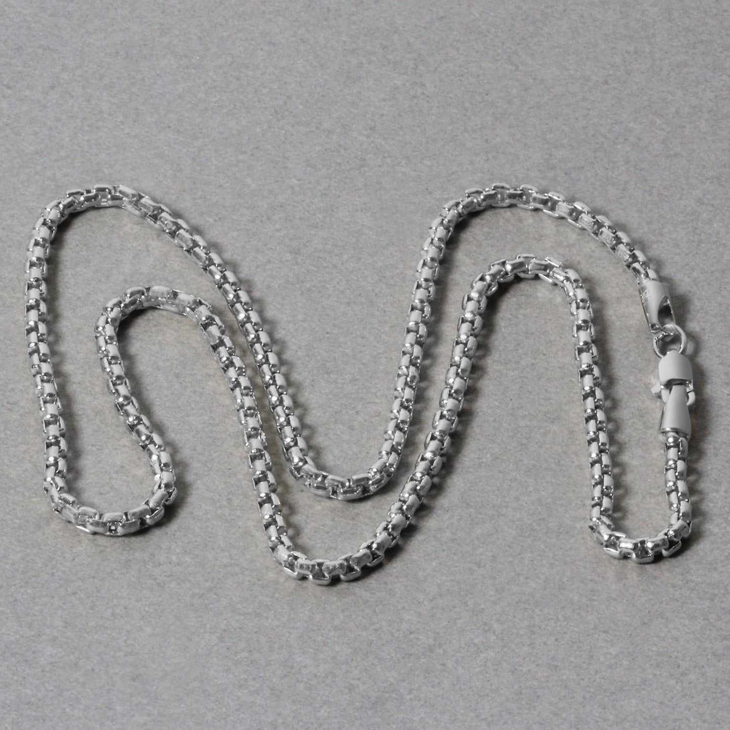 14k White Gold Round Box Chain (2.5 mm)